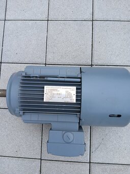 Motor - 2