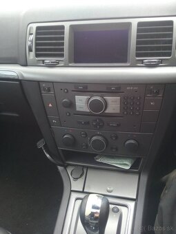 Rozpredám Opel Insignia 1,6 CDTI - 2