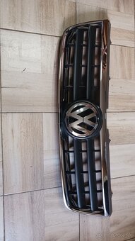Maska na VW Touareg 2006 - 2