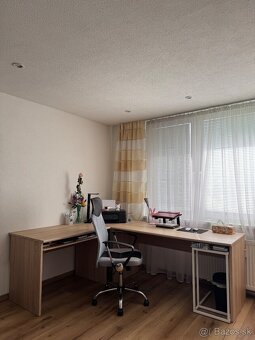 Kancearka stol so stolickou - kaelarska zotava - 2