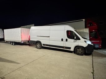 krytý príves na prenajom - 2