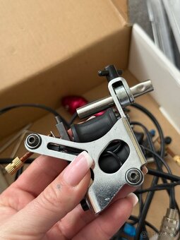 Tetovaci strojcek na trening - 2