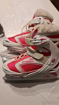 Dievčenské korčule - 2