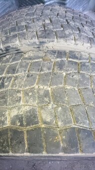 Pneu 315/80/22,5 - 2