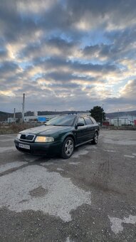 Škoda Octavia - 2