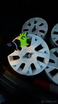 4x108 R17 - 2