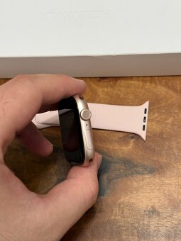 Apple Watch 10 42mm Gold nepoužívané - 2
