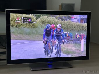 Predam full hd 46” LED tv Samsung UE46B8000 - 2