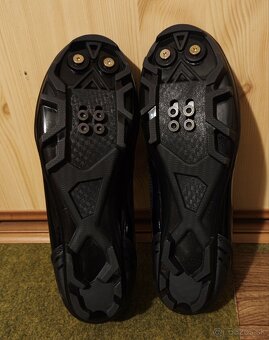 Cyklistické tretry. - 2