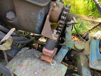 Zlamovací /orsi/ malotraktor 4x4 - 2