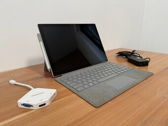 Microsoft Surface Pro 6 – 256GB / i5 / 8GB - TOP STAV - 2