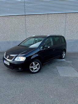 VW Touran 2.0tdi 7miest -aj na splátky - 2
