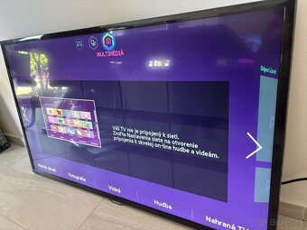 Samsung Smart TV 42” (107cm) - 2