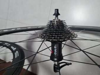Karbonovy bicykel kemo + kolesa - 2