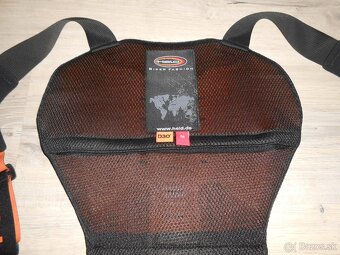 Predam novy anatomicky chranic chrbta znacky HELD velkost M - 2