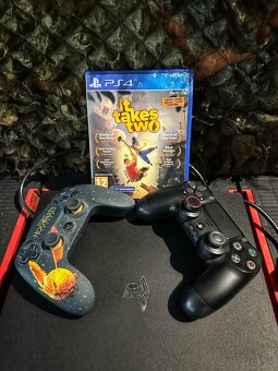 PlayStation 4 Pro 500 GB + 2 ovládače + hra - 2