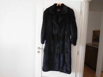 KARA kožuch zo zajaca 40/42 v, TOP TOP stav, - 2