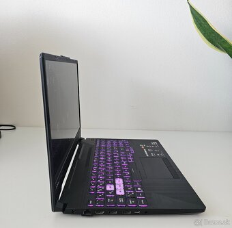 Herný notebook Asus Ryzen 5 RTX 3050 DDR5 16 GB 144 hz 15"6 - 2