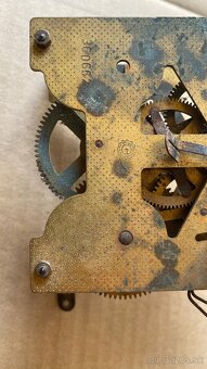 Strojčeky starožitné hodiny - 2