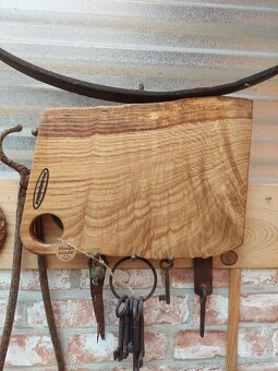 Predám dosku na krájanie / Denko, Lopár 5 /. - 2