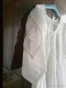Svadobné šaty s perličkami - 2