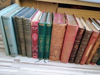 knihy v Nemčine,Anglicky,Francúzsky - 2