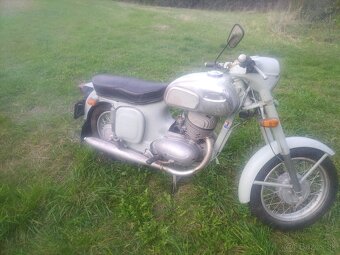 Jawa 592 - 2