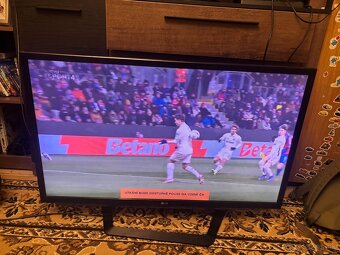 Predam LG Smart TV - 2