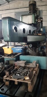 Otočná sloupová vrtačka VR 6 A - 2