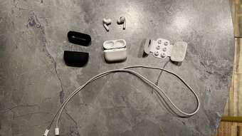 Apple AirPods Pro (2022) - 2