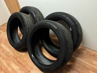 ⬇️ 235/45 R20 letné ⬇️ - 2