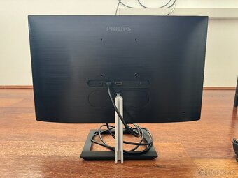 🖥️ Philips 242E1 – 24" IPS monitor - 2