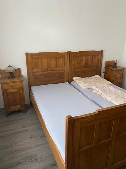 predam starozitnu 100 rocnu spalnu - 2