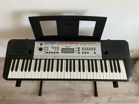 Elektrický klavír Yamaha YPT 260 - 2