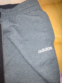 Dámske nové Adidas tepláky veľ XL - 2