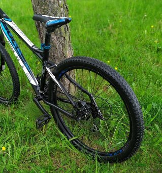Predám bicykel s veľkosťou kolies 26" - 2