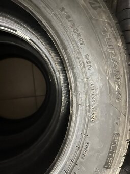 215/60R17 96H Brigestone - 2