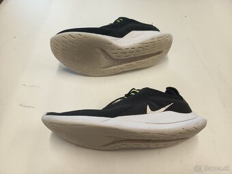 Tenisky Nike a kožené poltopánky Meindl - 2