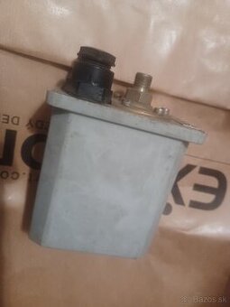 Tlakový spínač VR21D 50 - 2