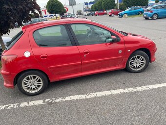 Predám Peugeot 206 1.4 55kW, benzín, r.v. 2008 - 2