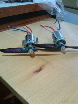 Modelárský motor + vrtula. - 2