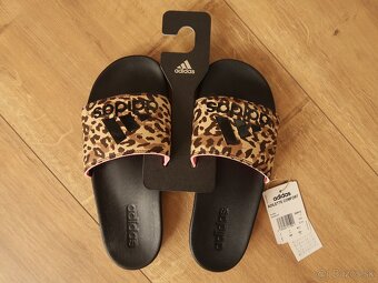 Dámske šľapky Adidas Adilette Comfort 40,5 - NOVÉ - 2