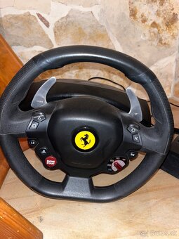 Thrustmaster Ferrari Racing Wheel Red Legend Edition - 2