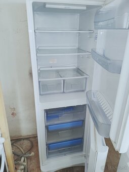 Predám chladničku Indesit 175cm - 2