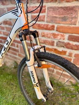Bicykel Felt - 2