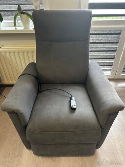 Zdvihacie a sklápacie elektrické kreslo - 2