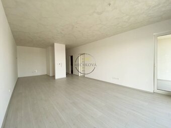 Trojizbový byt s terasou 27,46 m2 v meste Galanta - 2