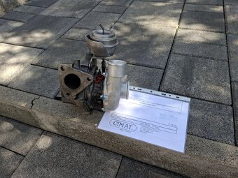 TURBO Kia sportage 2.0 CRDi - 2