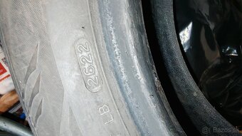 185/65 R15 - 2