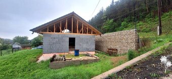 PREDAJ: Rozostavaný dom s rozprávkovým výhľadom - 2